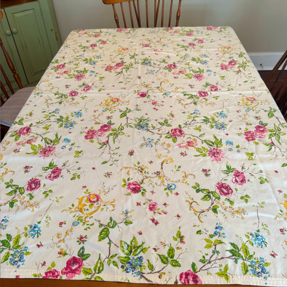 Natural / ecru cotton floral tablecloth 58  x 62”